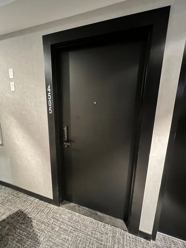 Toronto C08, ON M5C 1S1,88 Queen ST E #4505