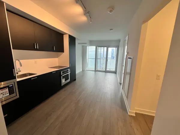 Toronto C08, ON M5C 1S1,88 Queen ST E #4505