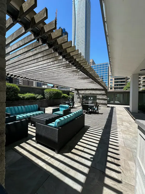 Toronto C08, ON M4Y 0A2,33 Charles ST E #2805