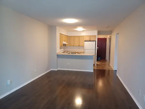 Toronto C01, ON M5G 1N6,750 Bay ST #810