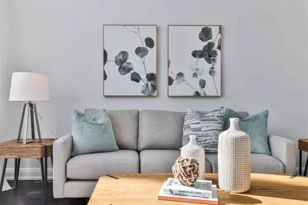 184 Finch AVE E, Toronto C14, ON M2N 4R9