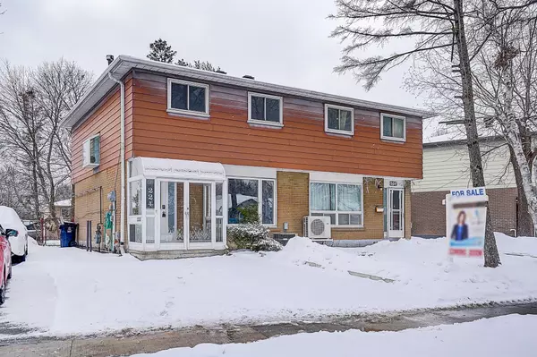 Toronto C15, ON M2H 2P4,224 Hollyberry TRL