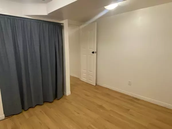 Toronto C01, ON M5T 1L6,114 Baldwin ST #Bsmt