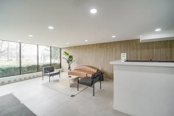 Toronto E05, ON M1W 2V2,100 Echo PT #1708