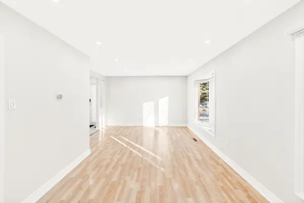 Toronto E11, ON M1B 2V2,138 John Tabor TRL