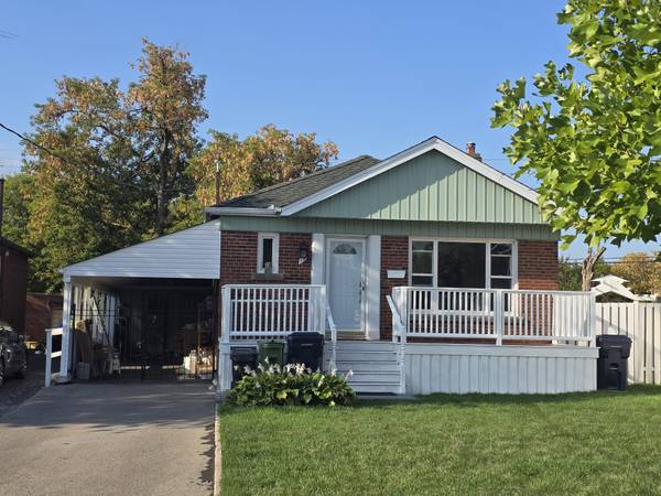 15 Princemere CRES, Toronto E04, ON M1R 3W8