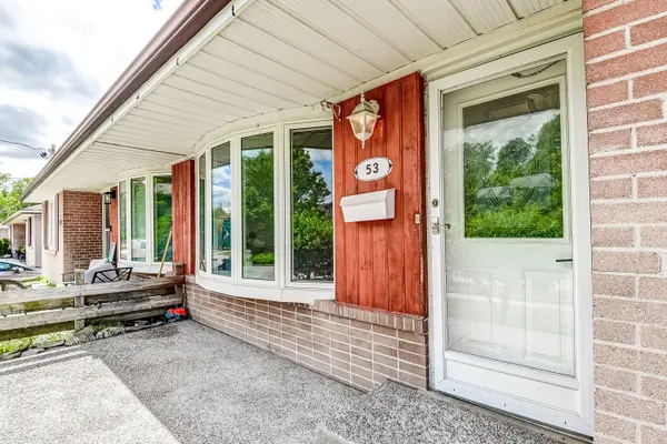 Toronto E10, ON M1E 2B9,53 Glory CRES