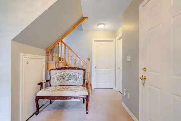 21 Polarlights WAY, Toronto E11, ON M1X 1Z4