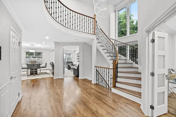 914 Sproule CRES, Oshawa, ON L1K 2C8