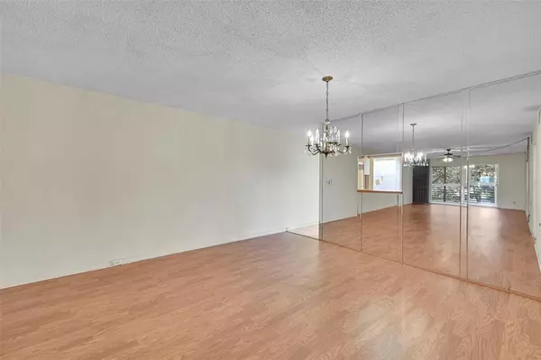 Coconut Creek, FL 33066,2006 Granada Dr #A3