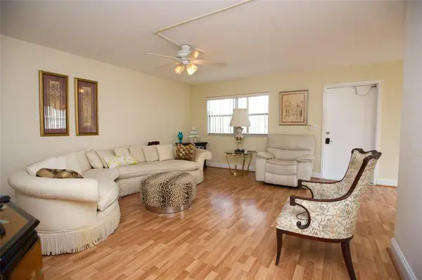 Delray Beach, FL 33484,60 Flanders B #60