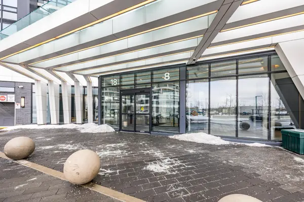 Markham, ON L3R 6L4,8 Water Walk DR #701