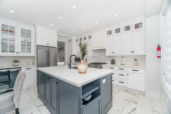 New Tecumseth, ON L0G 1W0,10 Donnan DR W