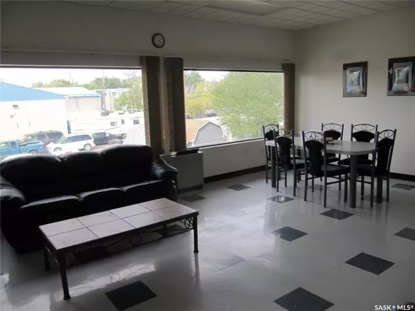 North Battleford, SK S9A 1E5,1022 102nd STREET