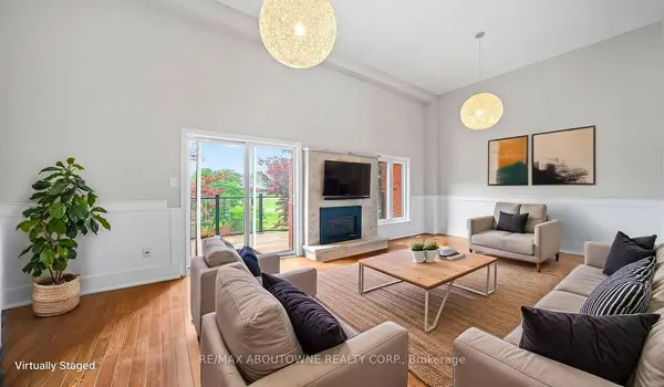 Mississauga, ON L5C 3J4,1228 Cornerbrook PL