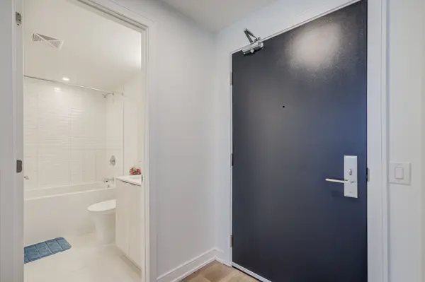 Mississauga, ON L5B 0P9,3009 Novar RD #1418