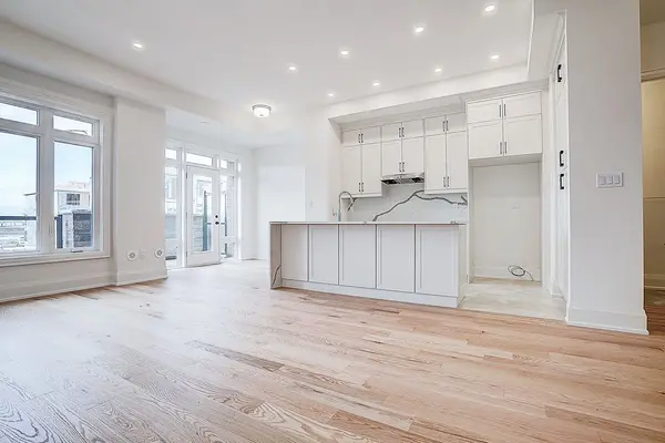 Oakville, ON L6M 5R9,3295 Taha Gardens N/A W