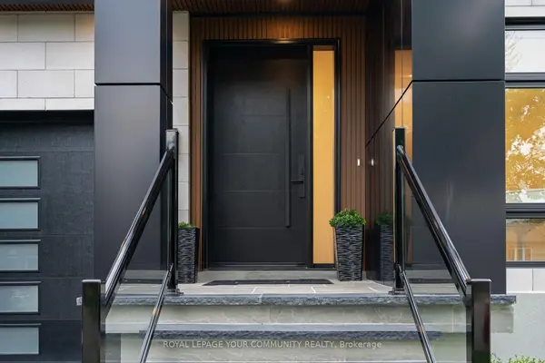 Toronto W04, ON M9N 3E9,14 Ranwood DR