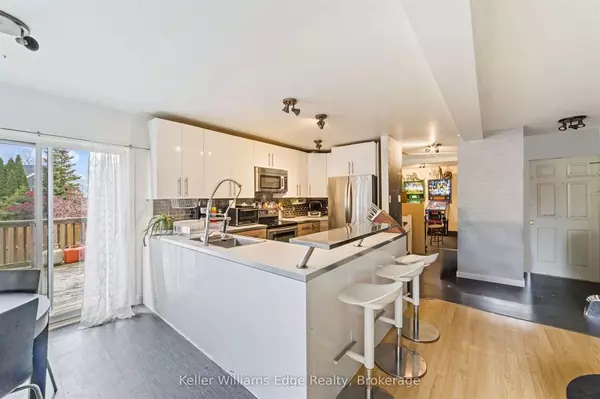 Kitchener, ON N2A 3Y8,10 Zeffer PL