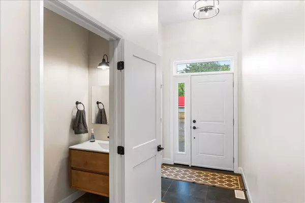 Greater Napanee, ON K7R 1C5,295 Church ST