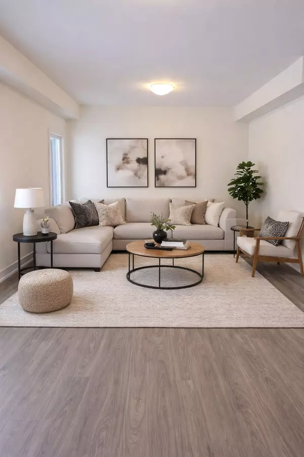 Loyalist, ON K0K 2S0,46 Dusenbury DR