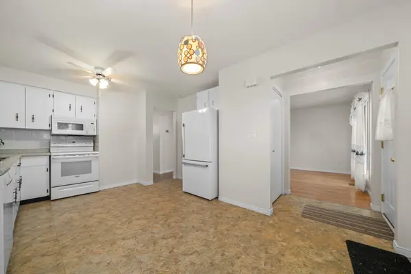 Belleville, ON K8N 4W2,7 Herman ST