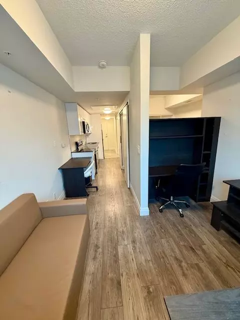 Kingston, ON K7L 1E5,652 Princess ST #223