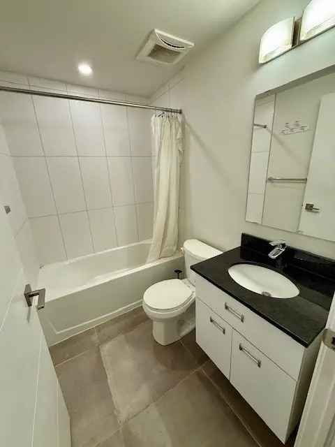 Kingston, ON K7L 1E5,652 Princess ST #223