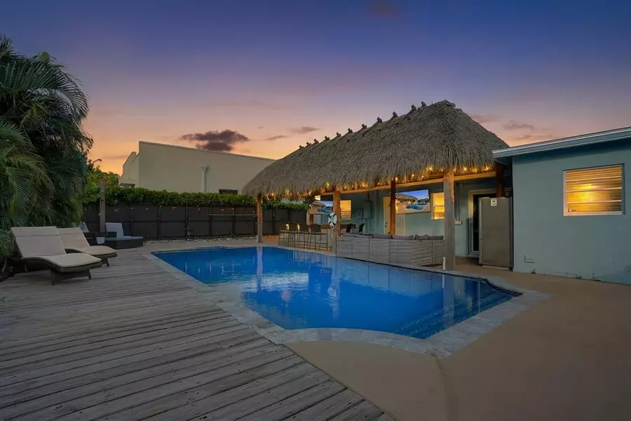 4221 NE 13th Ave, Oakland Park, FL 33334