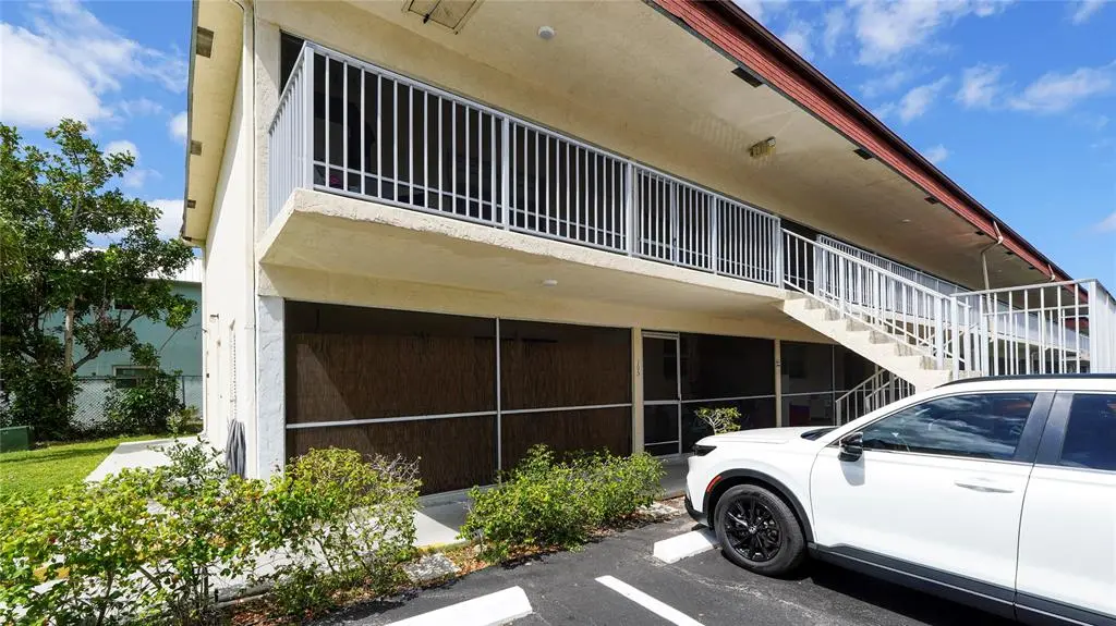 Fort Lauderdale, FL 33314,5377 SW 40th Ave #105