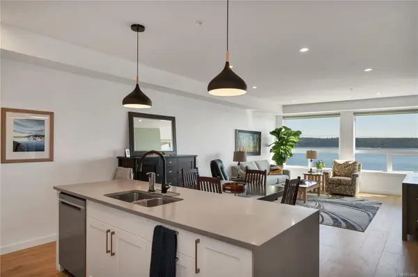 Campbell River, BC V9W 1A5,536 Island Hwy S #402