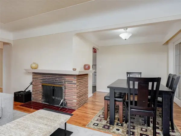 Saanich, BC V8P 4N6,3201 Frechette St