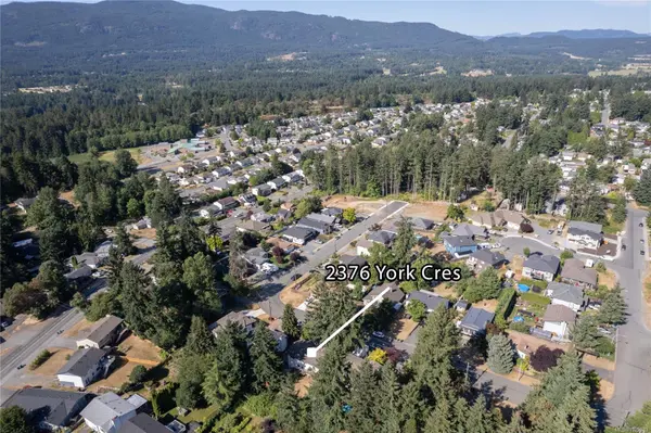 Nanaimo, BC V9T 4N3,2376 York Cres