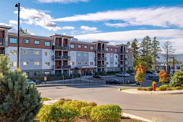 4830 Cedar Ridge Pl #310, Nanaimo, BC V9T 0M8