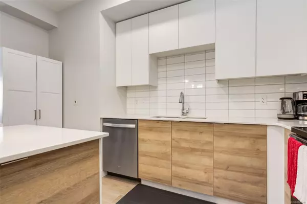 Nanaimo, BC V9T 0M8,4830 Cedar Ridge Pl #310