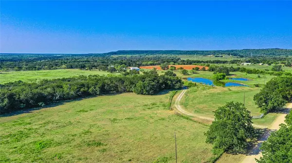 Jacksboro, TX 76458,450 Beaver Creek Lane