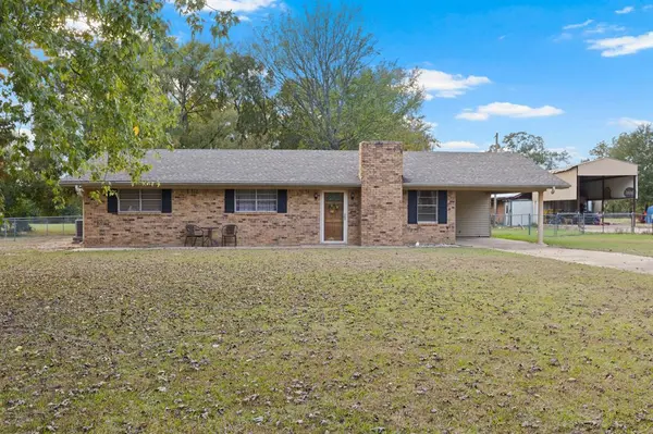 229 County Road 3215,  Mount Pleasant,  TX 75455