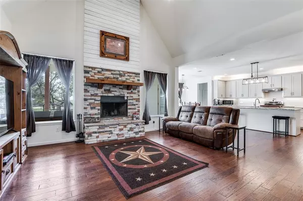 Cleburne, TX 76031,4351 County Road 1202