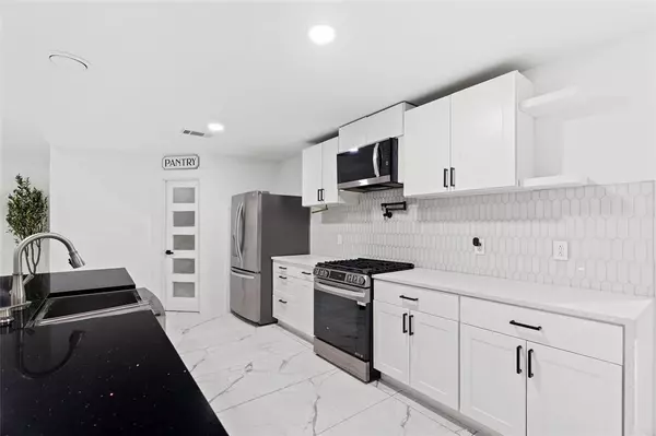 Garland, TX 75043,1403 Carriage Lane