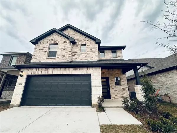 606 Clover Creek Drive, Mckinney, TX 75071