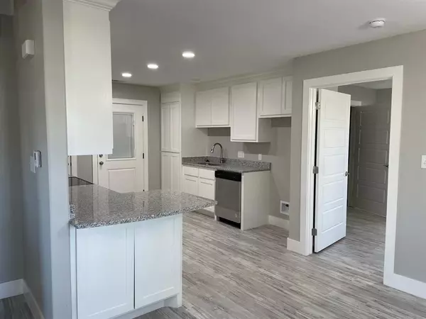 Denison, TX 75020,500-502 W Owings Street