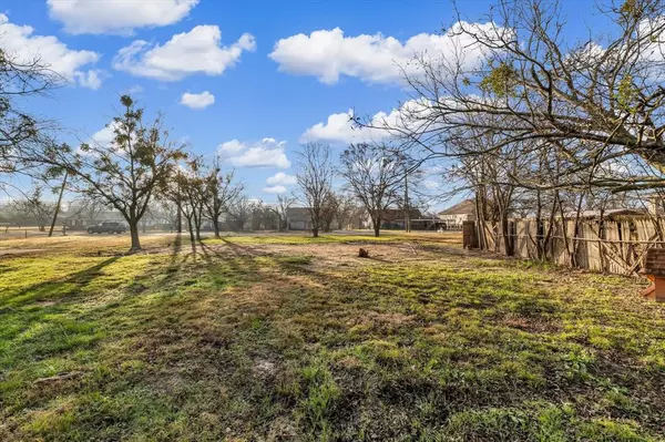 Itasca, TX 76055,605 E Adams Street