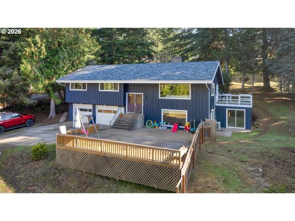 1101 E 15TH ST, Coquille, OR 97423
