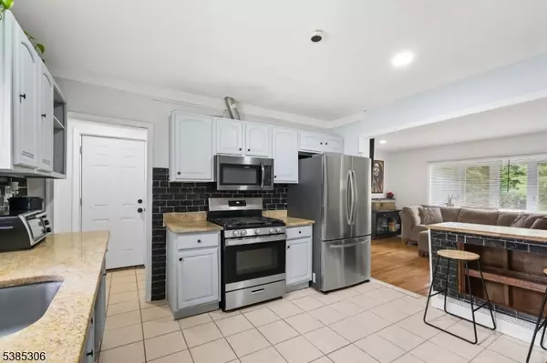 Hamburg Boro, NJ 07419,212 Route 23