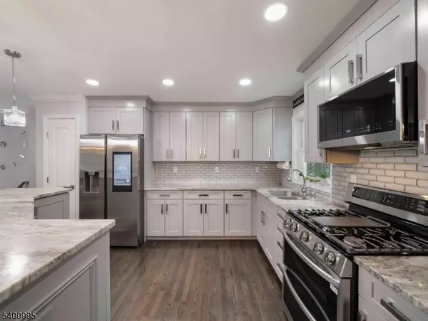 Jefferson Twp., NJ 07849,16 Prospect Point Rd