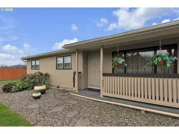 Sutherlin, OR 97479,2035 NONPAREIL RD