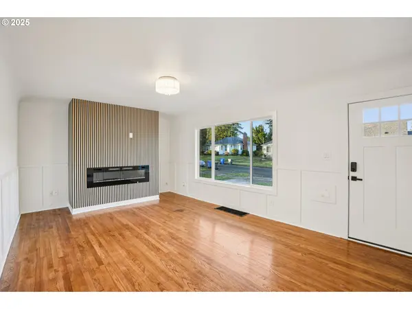 Portland, OR 97211,5818 NE 35TH PL