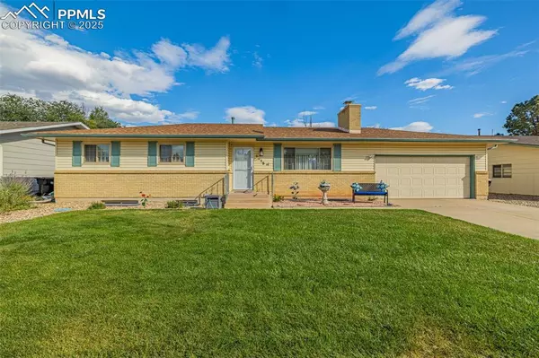 6515 E Wicklow CIR, Colorado Springs, CO 80918