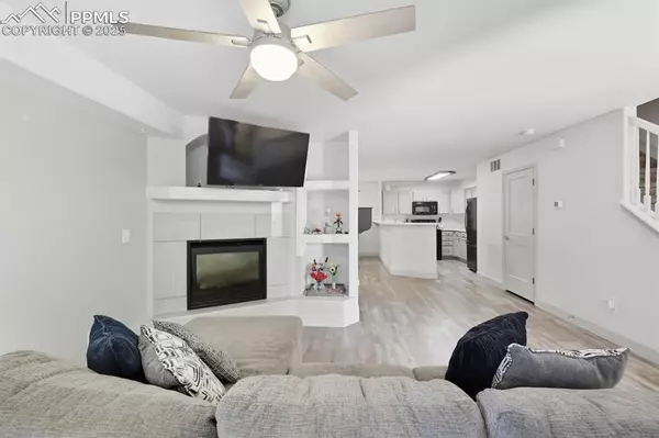 Colorado Springs, CO 80909,2250 E La Salle ST #102