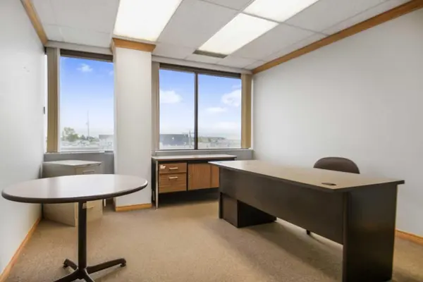 Grande Prairie, AB T8V 5V5,9835 101 AVE #301B